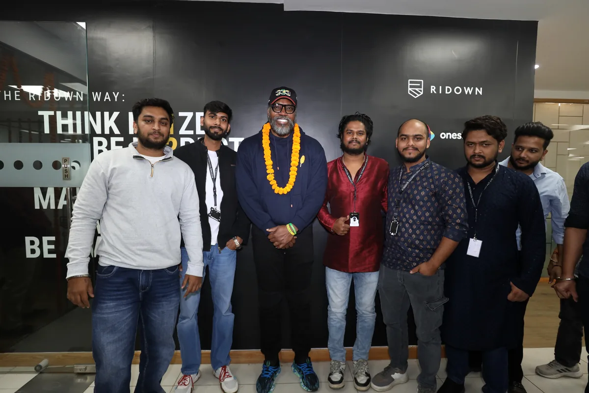 The Gurugram team with visitors from the UK group
